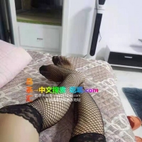 江北美女自己租的房子